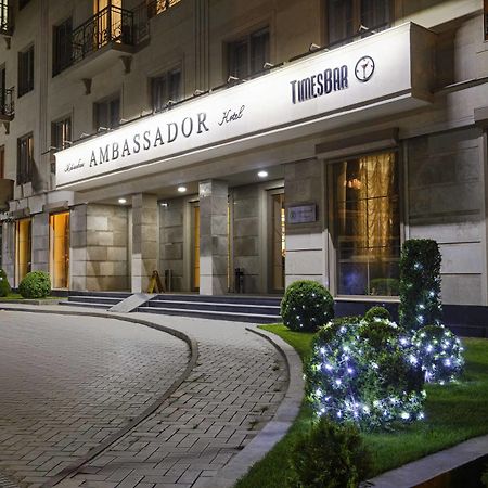 Ambassador Hotel Bishkek Exterior foto